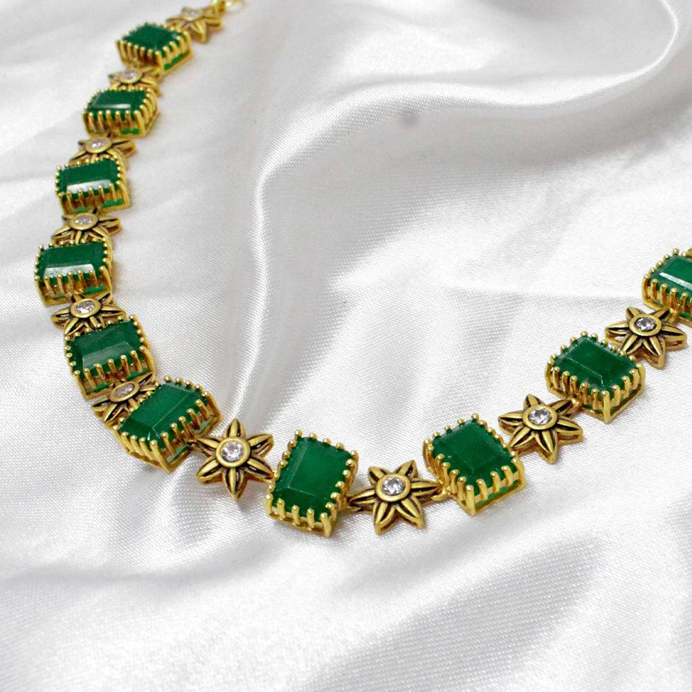 Soofi Necklace Gold by chungath