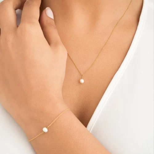 original delicate gold pearl pendant necklace